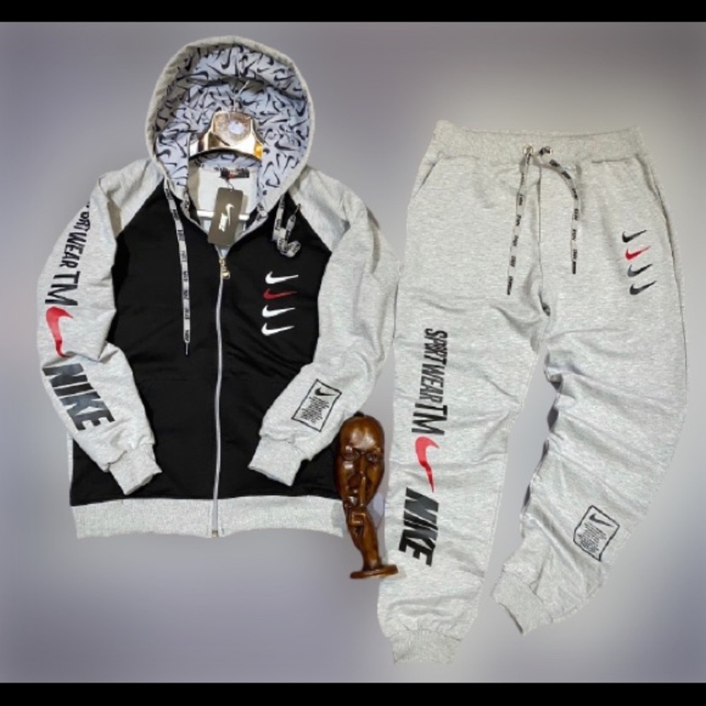 Nike Sweatsuit